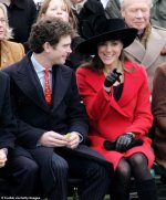 95175759-14393221-Kate_Middleton_Prince_William_s_then_girlfriend_of_several_years-a-4_1740237...jpg