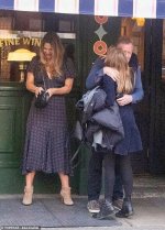 70168767-12007287-Princess_Beatrice_went_on_to_offer_a_close_hug_to_TV_personality-m-18_168234...jpg