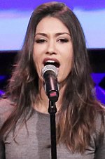 265px-Janina_Gavankar_2014.jpg