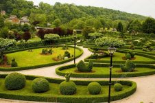 depositphotos_2195646-Durbui-structured-bush-park-full-view-optimized.jpg