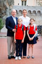 rentree-scolaire-princesse-gabriella-prince-jacques.jpg