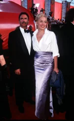 6f4724ee86f0a05c031b89ae79c0d34d_cropped_1020x1664.webp