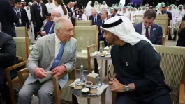 rey-carlos-iii-inglaterra-presidente-emiratos-arabes-mohamed-bin-zayed-nahyan_58.webp
