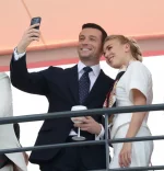 jordan-bardella-maria-carolina-borbon-premio-monaco_123.webp