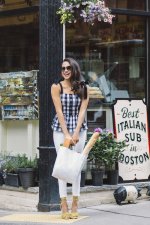 gallery-1468256016-markle-3.jpg