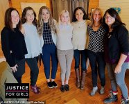 23483808-7896991-Meghan_visited_the_Justice_for_Girls_group_in_Canada_on_Tuesday_-a-7_15792249...jpg