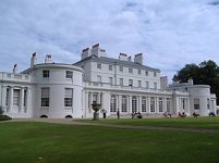 274px-Frogmore_House,_Windsor_Great_Park_-_geograph.org.uk_-_265497.jpg