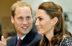 kate-middleton-and-prince-william-watch-a-dance-performance-during-their-tour-of-the-inner-cit...jpg