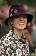 3cfefb0d99847256596e4c19070f2e28--zara-phillips-december-.jpg