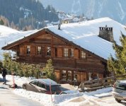 fergie-andrew-chalet-verbier-tt-700x591-1280.jpg
