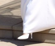 Meghan-Markle-Wedding-Shoes-e1527165136969.jpg