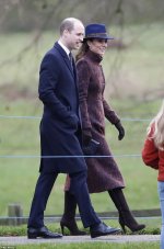 23009924-7853571-Stylish_couple_Prince_William_and_Kate_Middleton_made_their_way_-a-7_15782352...jpg