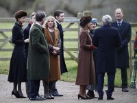 23010030-7853571-Members_of_the_royal_family_and_their_circle_all_gathered_at_San-a-9_15782352...jpg