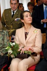 elena-700x1053.jpg