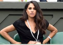 meghan17042017-zahod.jpg