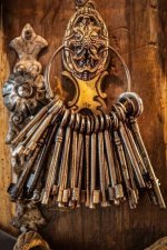 d482c8462b8cf69728ca776405ea9060--antique-keys-vintage-keys.jpg