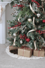 2017-christmas-tree-skirt.gif