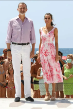 Screenshot 2022-04-14 at 12-11-25 letiziavestidofloresg37-a.webp (Изображение WEBP 600 × 884 п...png