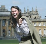 1_kate-middleton-at-game-fair-blenheim-palace-oxfordshire-britain-aug-2004.jpg