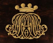 leuchars-antique-jewellery-box-with-monogram.jpg