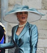 philip-treacy-6--a.jpg
