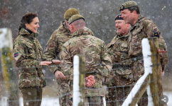 Screenshot 2023-03-10 at 18-53-26 ¡Bienvenida coronel! Kate Middleton pasa un día entrenando c...png