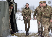 Screenshot 2023-03-10 at 18-54-52 ¡Bienvenida coronel! Kate Middleton pasa un día entrenando c...png