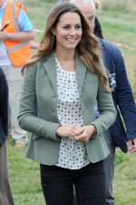 kate-middleton-garticle-4-614x920.jpg