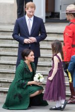 Prince-Harry-Meghan-Markle-girl-wenn36135795.jpg