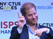 Screenshot 2023-08-09 at 14-39-48 Prince Harry grins and waves to crowds in Tokyo as he attend...png