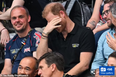 Screenshot 2023-09-12 at 18-55-16 Prince Harry watches Invictus Games with friend JJ Chalmers.png
