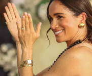 harry-meghan.png