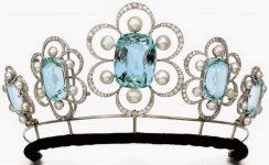 Aquamarine-Enamel-Tiara-1908-by-Georges-Fouquet-1.jpg