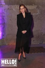 9c7c1bf776ff-princess-beatrice-street-child.jpg