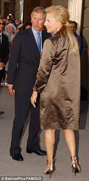 article-2223019-006B22AF00000258-293_306x619.jpg