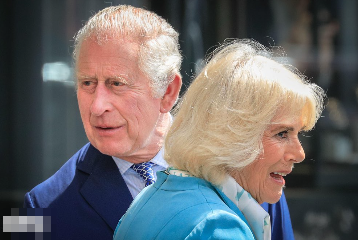 Король Чарльз и Камилла посетили рынок Ковент-Гарден в Лондоне