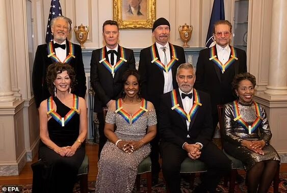 Джордж Клуни, члены группы U2 и другие лауреаты 45th Annual Kennedy Centre Honors