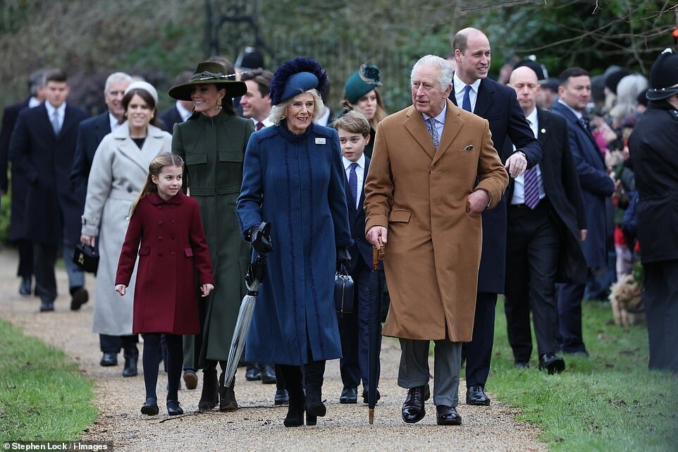 У нас теперь есть Великолепная семерка: статья Сары Вайн о том, как изменилась королевская семья за последние три месяца