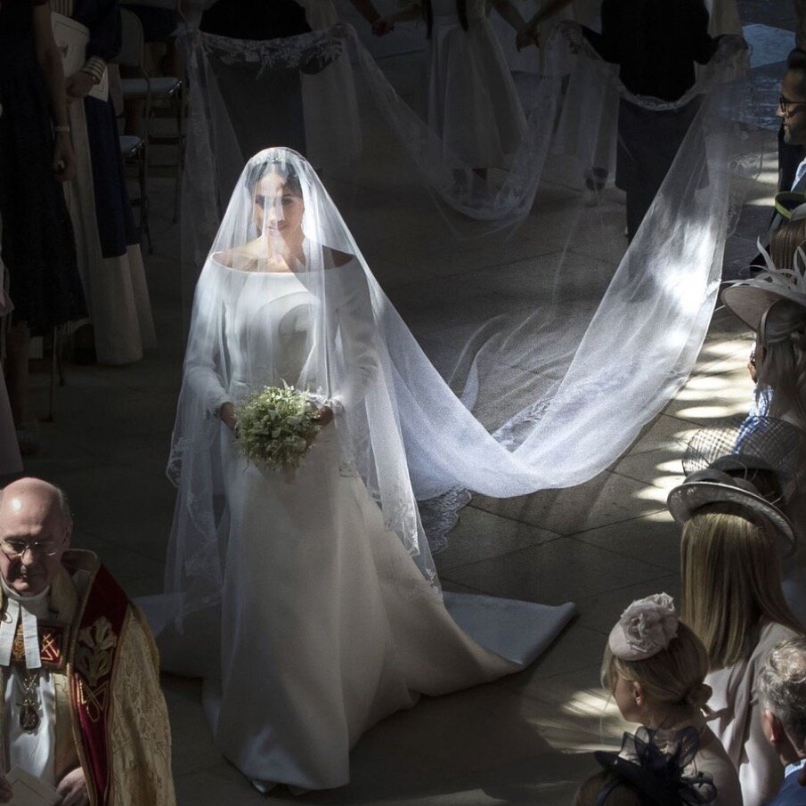 Новая книга королевского биографа и комментатора Ингрид Сьюард посвящена Елизавете Второй и ее сыну, нынешнему королю Чарльзу. Книгу автор назвала просто,  Моя мама и я.-5  Новая книга королевского биографа и комментатора Ингрид Сьюард посвящена Елизавете Второй и ее сыну, нынешнему королю Чарльзу. Книгу автор назвала просто,  Моя мама и я.-5