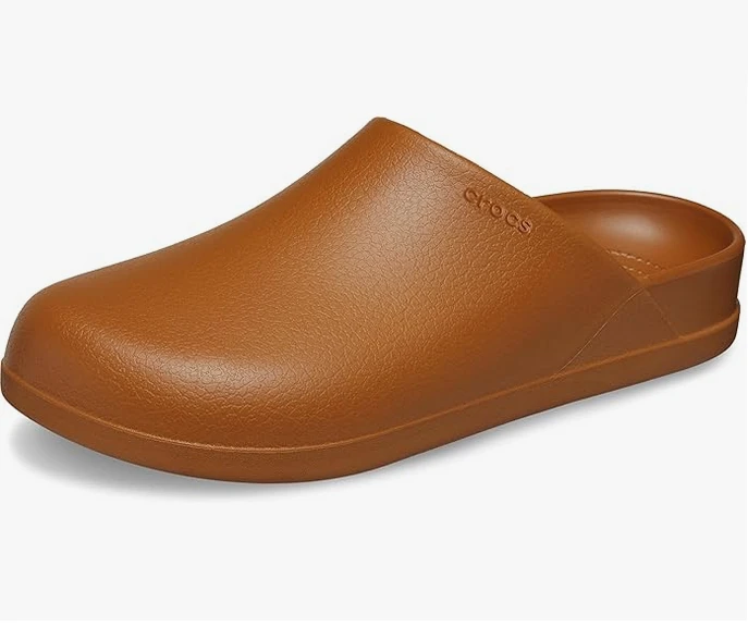 Меган носит: сабо Crocs Unisex 'Dylan''Dylan' Меган носит: сабо Crocs Unisex 'Dylan''Dylan'