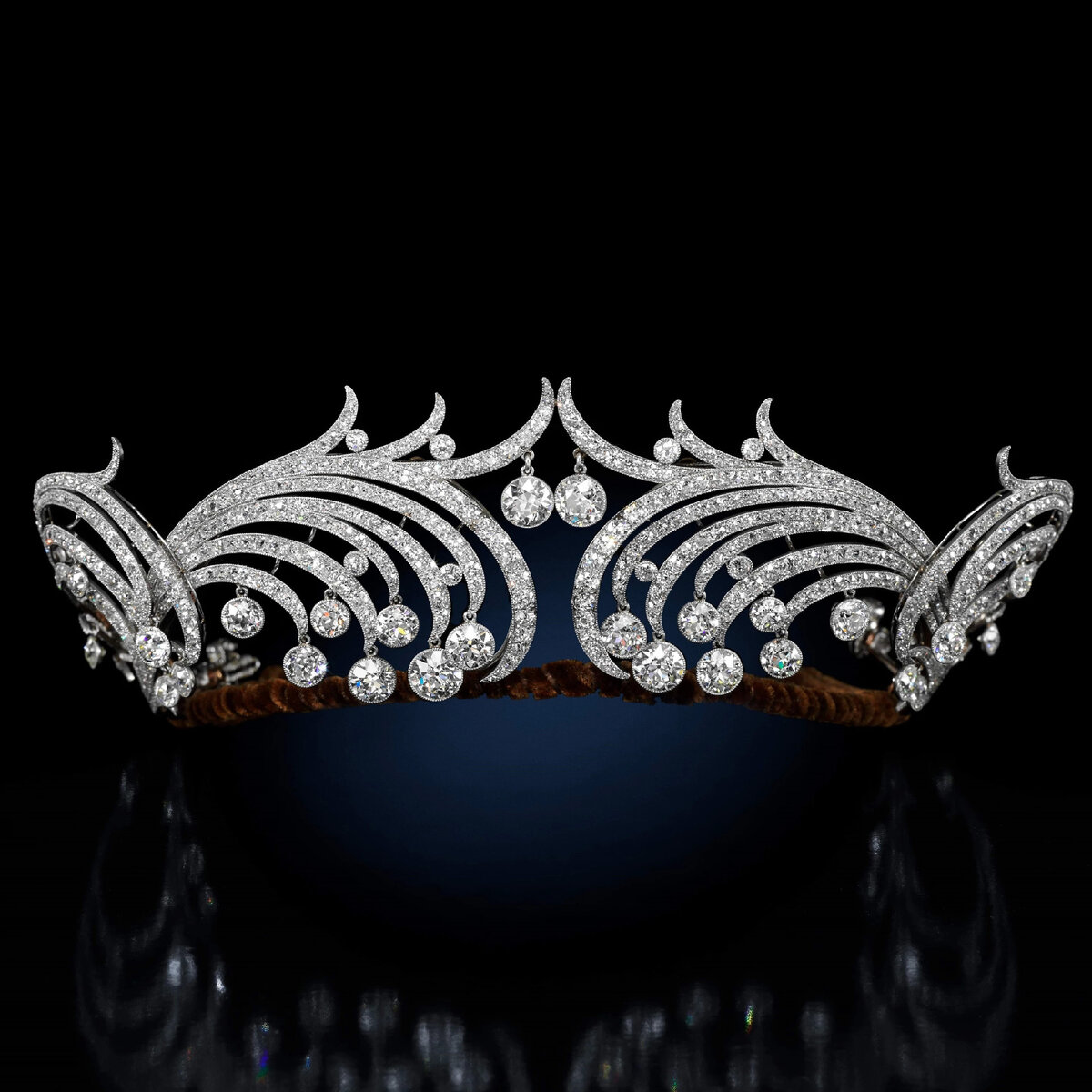 An important diamond waveform tiara, Cartier, 1904. Photo: Sotheby's