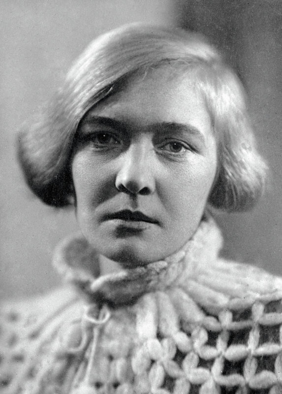    Ленинградский поэт Ольга Берггольц, 1941