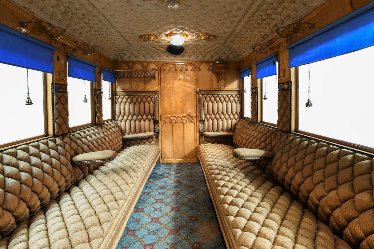 Салон для сопровождающих лиц в вагоне королевы Виктории © Национальный железнодорожный музей, Великобритания