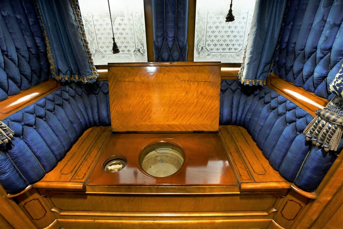 Туалетная комната вагона королевы Виктории © Национальный железнодорожный музей, Великобритания