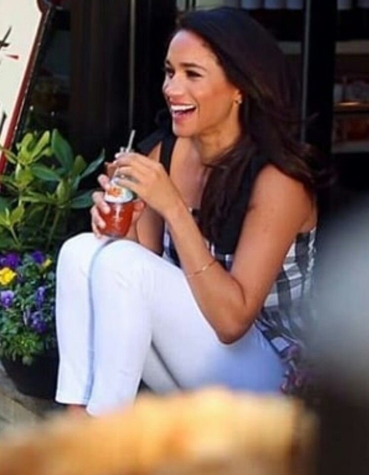 Месть: Меган, Гарри и война между Виндзорами. Охота на мужчин Месть: Меган, Гарри и война между Виндзорами. Охота на мужчин