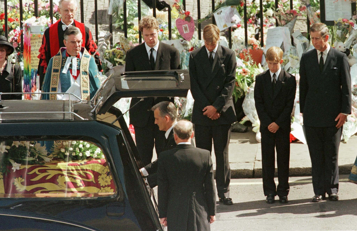Смерть Дианы и последовавший за ней кризис британской монархии