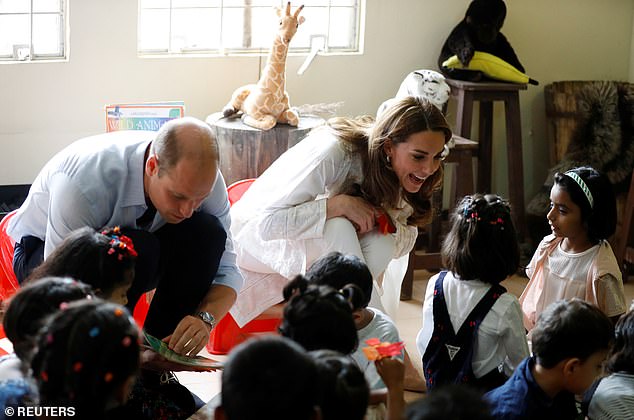 Уильям и Кейт посетили SOS Children's Village, благотворительную организацию в самом сердце Лахора, основанную в 1977 году