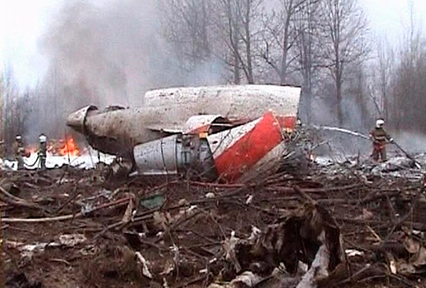 Обломки польского Ту-154М на месте катастрофы