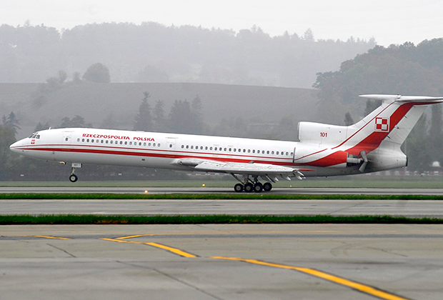 Польский президентский самолет Ту-154М с бортовым номером 101