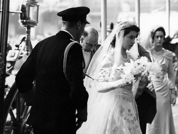 Фото №11 - Папины дочки: самые трогательные фото королевских невест с отцами